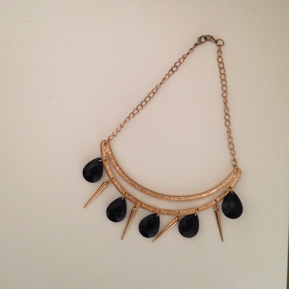 Necklace - Picture 2 of 3