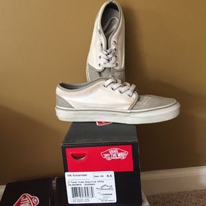 2 tone frost gray/true white vans