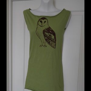 Sleeveless blouse owl theme