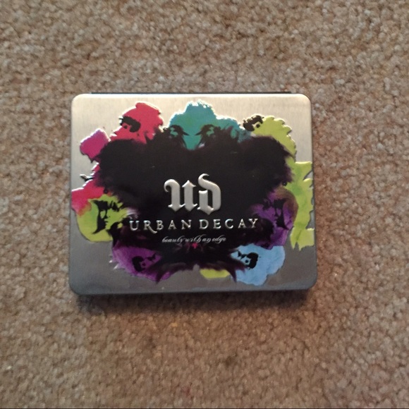 Empty URBAN DECAY Build Your Own Pallette