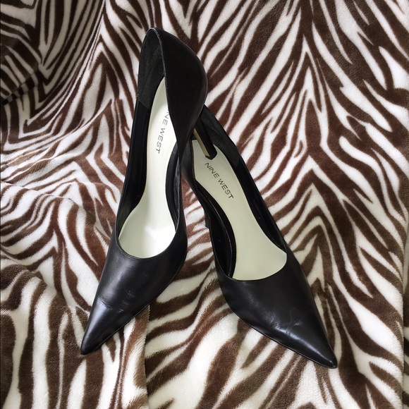 Nine West Black Leather 3.5" Pumps