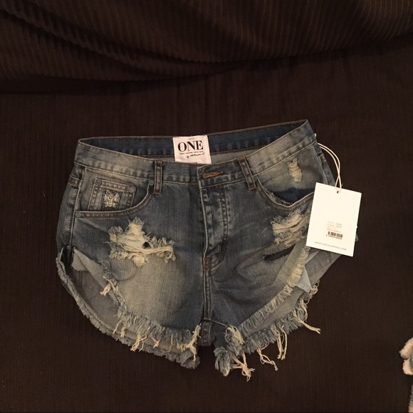 *SOLD One teaspoon dusty bandits shorts