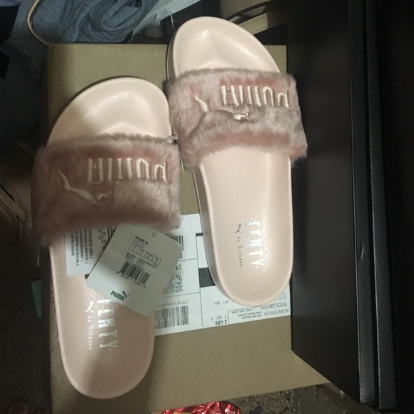 Puma x RIHANNA LEADCAT FENTY SLIDES