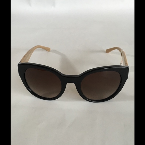 ๐S A L E ๐ TORY BURCH Sunglasses - Picture 2 of 4