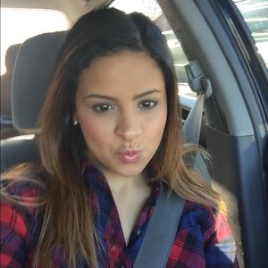 Meet your Posher, Yari