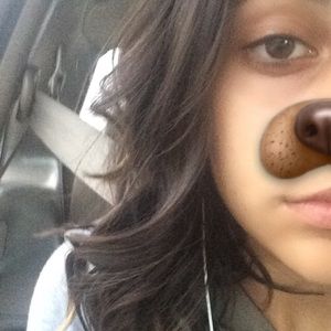 Meet your Posher, Cassi