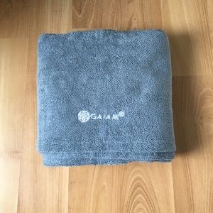 Gaiam yoga mat towel