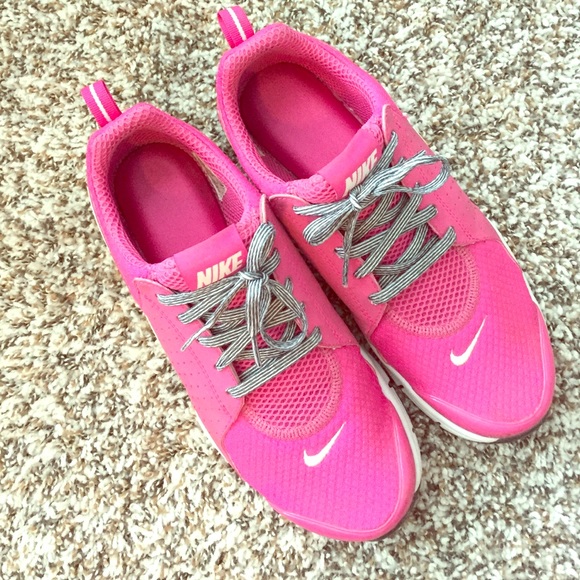 Bright pink nike shoes - great condition!