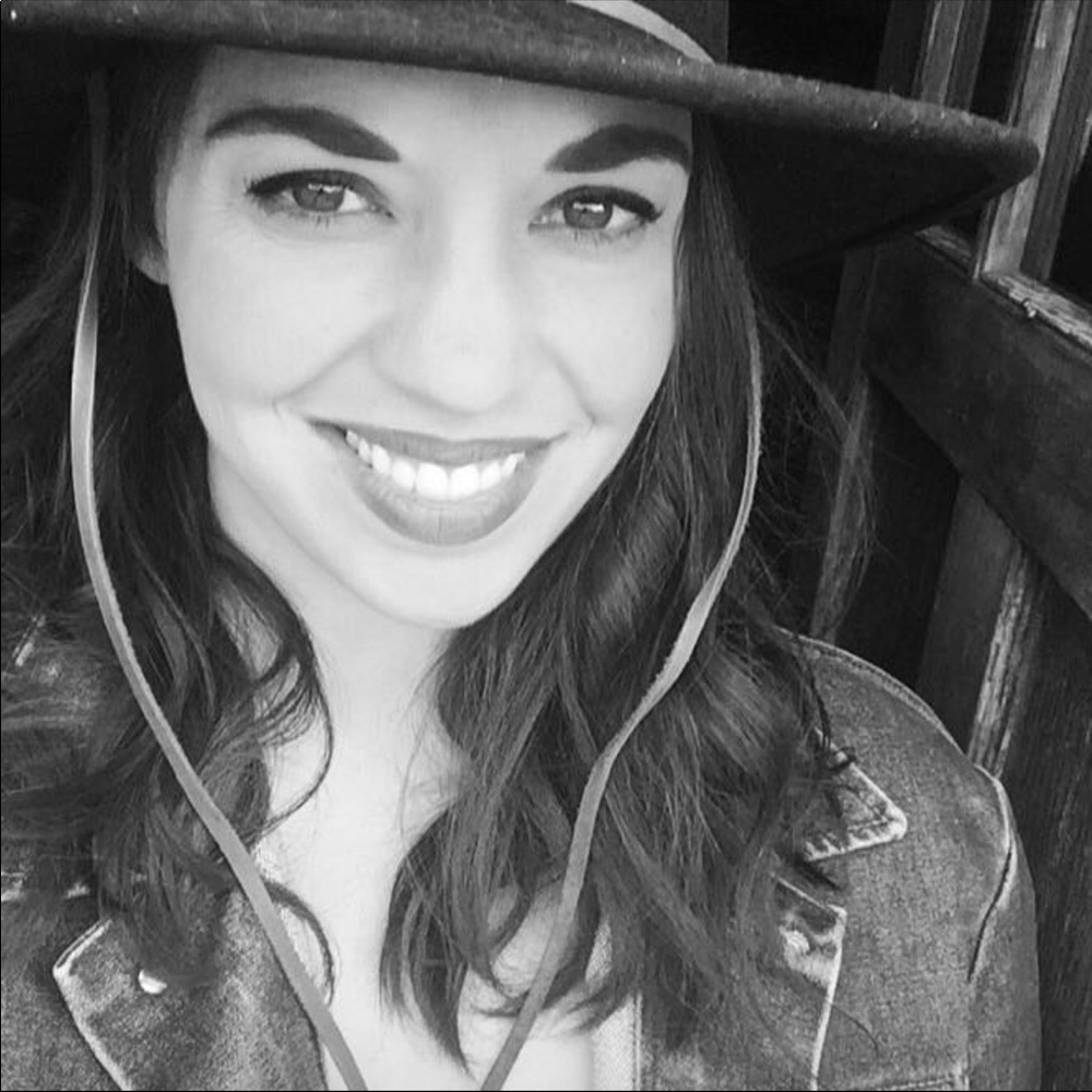 Meet your Posher, Nicole