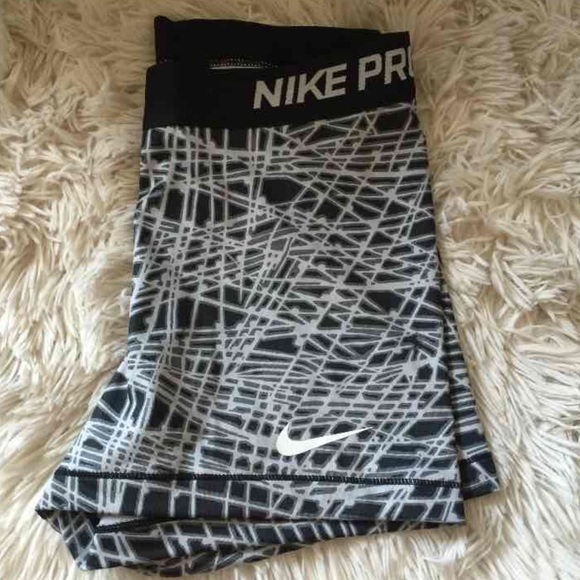 NWT 3" Nike Pro Shorts