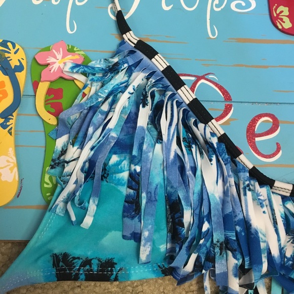 NWT Bikini top by Raisins - Picture 8 of 8