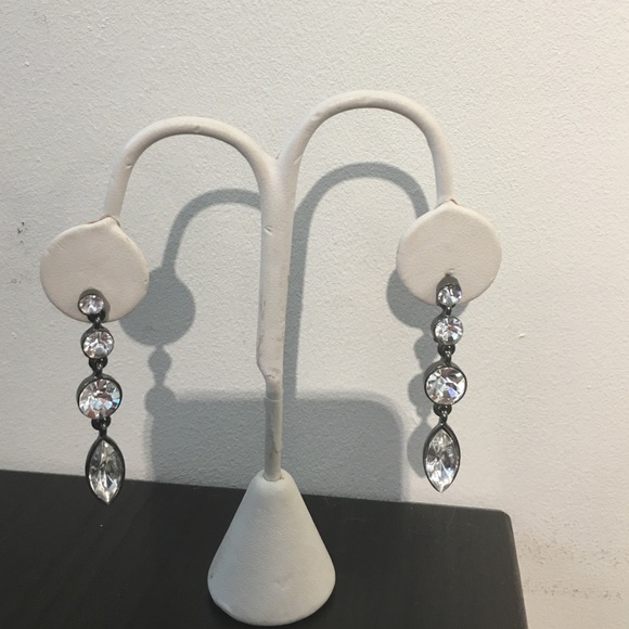 Crystal drop earrings