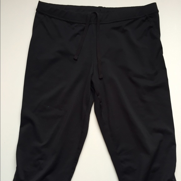Fitted Running Knee Length workout pants