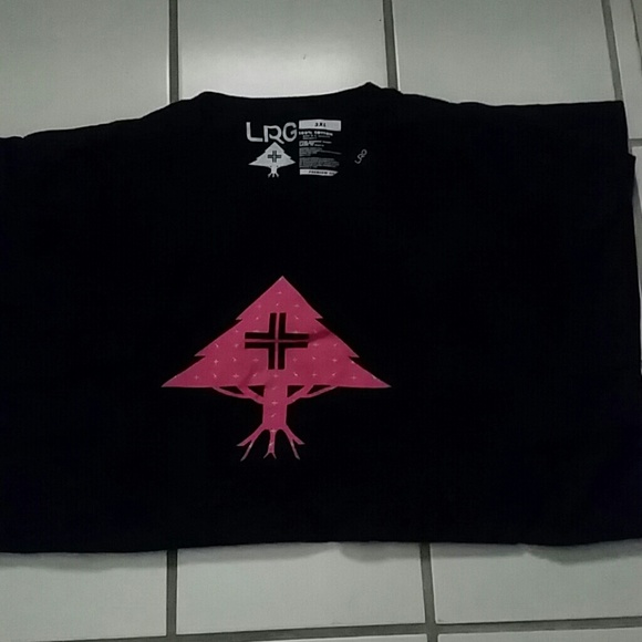 Men's LRG tee shirt
