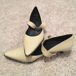 Kenneth Cole New York leather short heel!