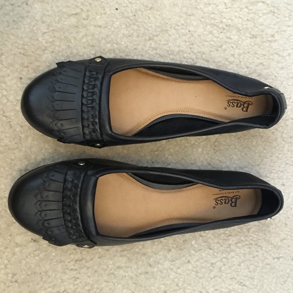 Black flats