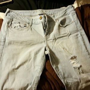 American eagle favorite boyfriend jeans