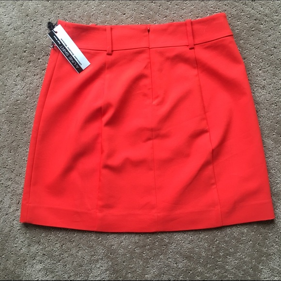 Express mini skirt - Picture 3 of 3