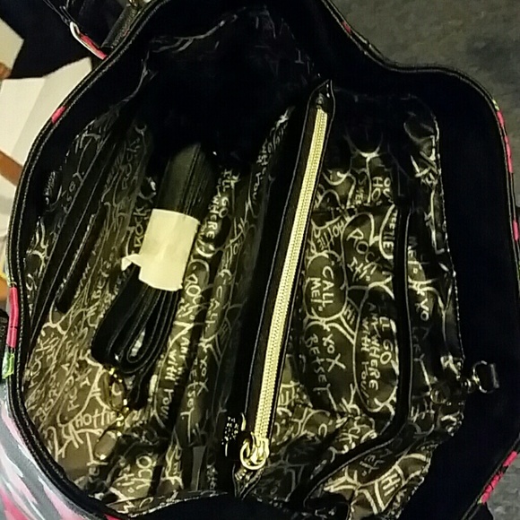 🚨SOLD🚨 - Picture 2 of 3