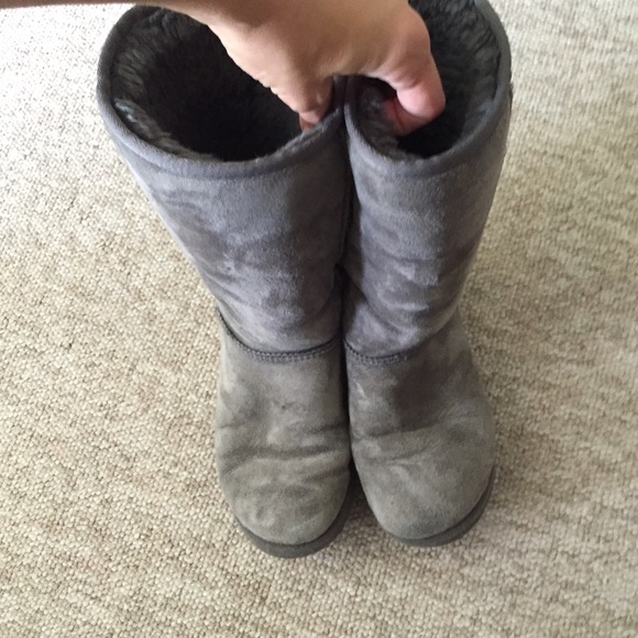 Grey uggs