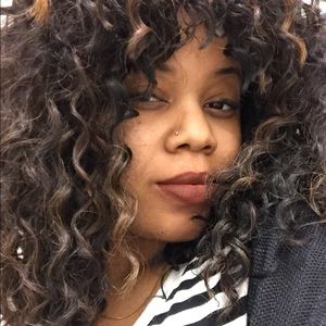 Meet your Posher, Bri