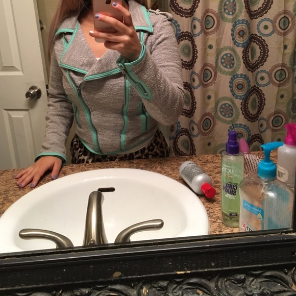 Jacket - Picture 2 of 2