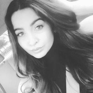 Meet your Posher, Perla