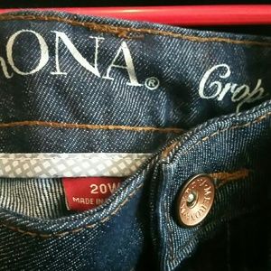 Women's Merona crop capris