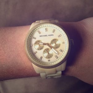 Cream Micheal Kors watch