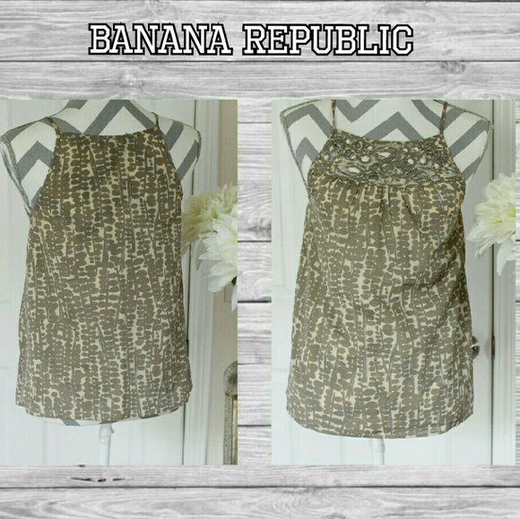 Banana Republic Tops - Banana Republic taupe tank top