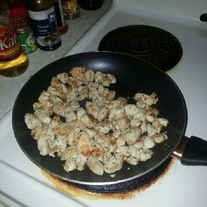 Meet your Posher, Monay