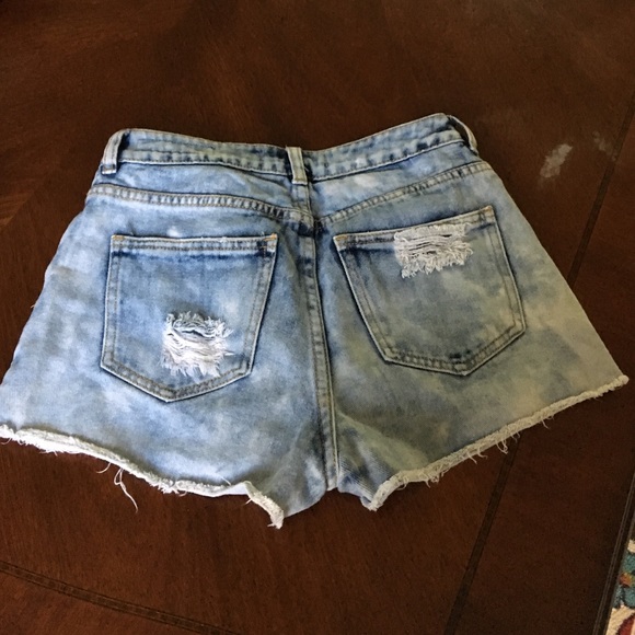 Shorts - Picture 2 of 2
