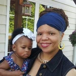 Meet your Posher, Vanessa