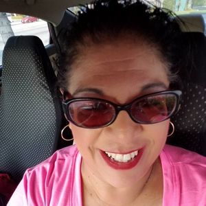 Meet your Posher, Antoinette