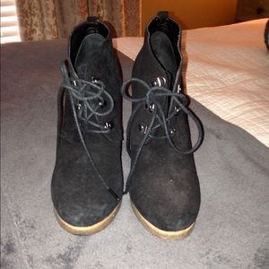 Steve Madden size 10 booties