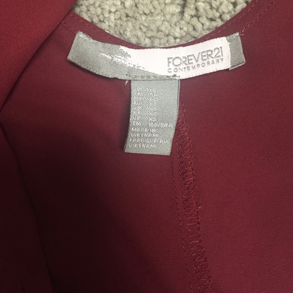 High-Low button up - Picture 2 of 4