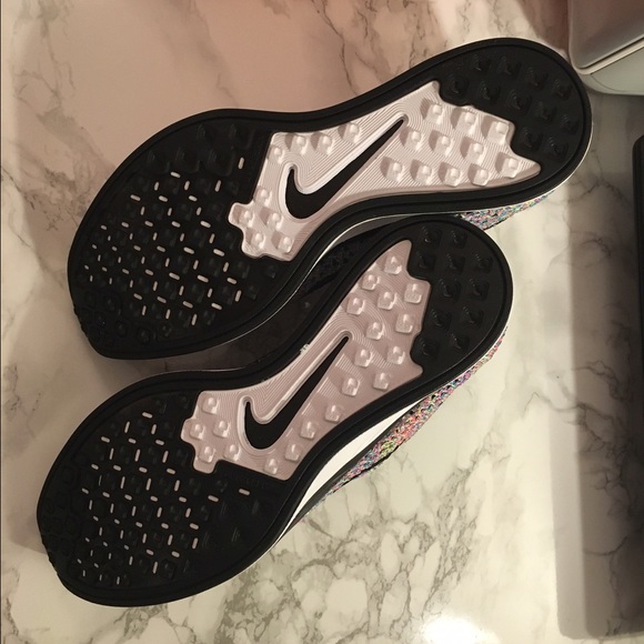 ✨SOLD ON eBay✨ Nike Flyknit Racer “Multicolor” 20 - Picture 3 of 4