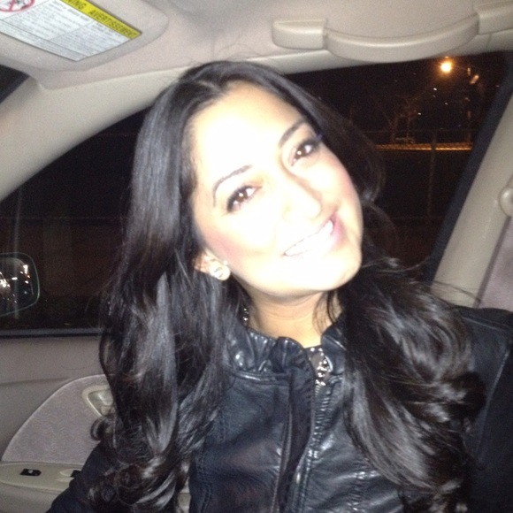 Meet your Posher, Stephany - Picture 1 of 1