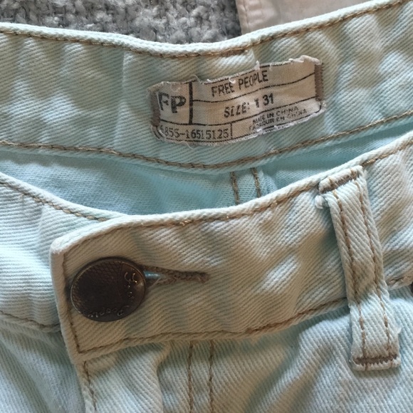 High waisted - Picture 3 of 3