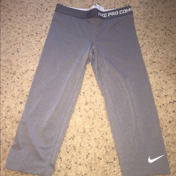 Nike Pro Crop Leggings