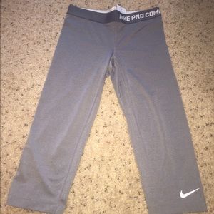 Nike Pro Crop Leggings