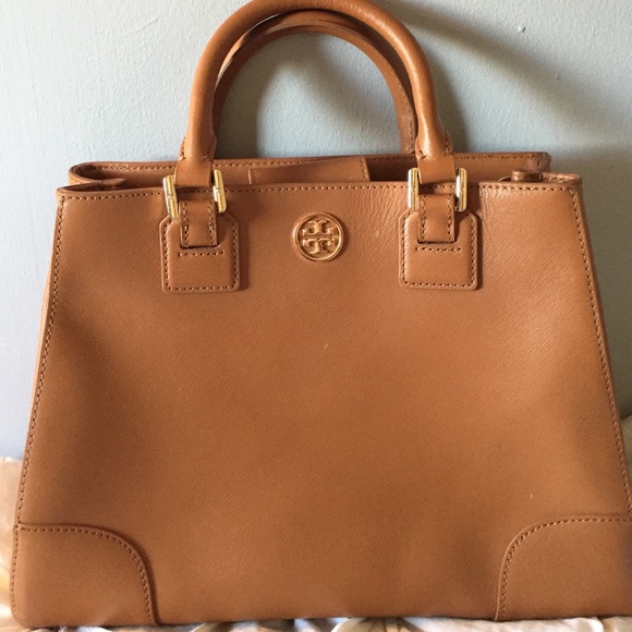 Tory Burch Robinson Triangle Tote - Picture 1 of 4