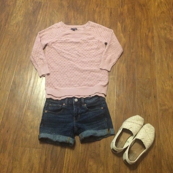 American Eagle Outfitters Tops - American eagle sweater TODAY ONLY