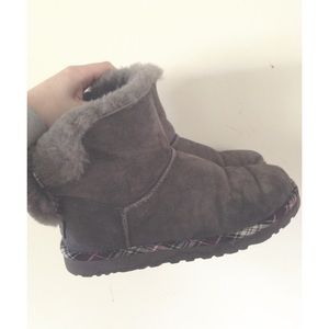 Plaid and Grey Ugg boots ❤️ LAST CHANCE PRICE!!!!