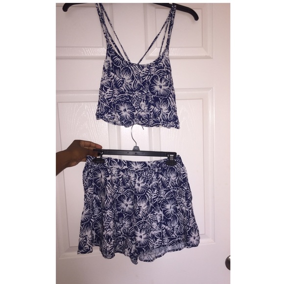 👗Tropical Crop top and shorts set🌺 👗