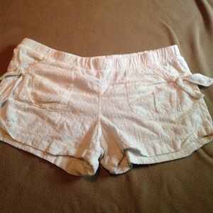 white lace shorts :)