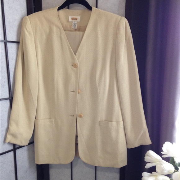 Vintage Talbots pant suit, in tan tweed, size 8