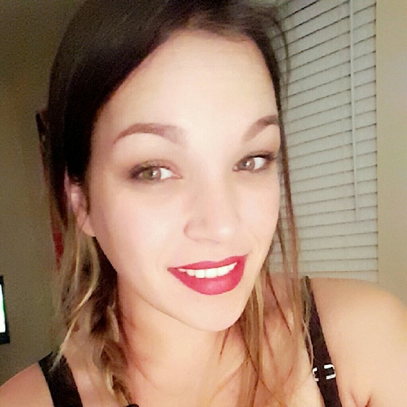 Meet your Posher, Brandi - Picture 1 of 1