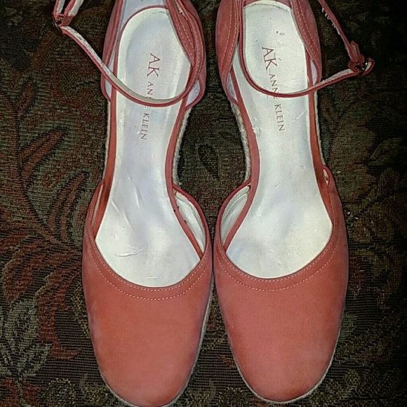 Coral suede wedges