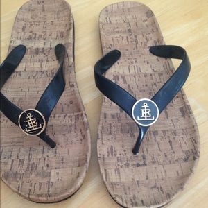 Lands End size 9 cork flip flops shoes flats